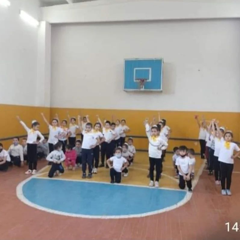 Мукими атындағы №13 ЖОББМ - де Отбасы күніне орай «Отбасы-тәрбие басы, мектеп- тәрбие жаршысы»  іс-шаралар