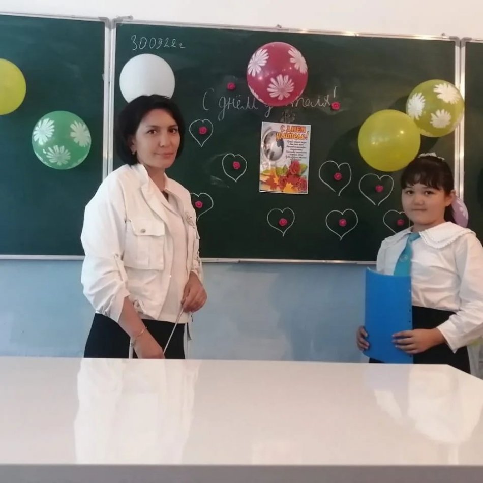 "Ұстаз- ұлы тұлға" атты тәрбие сағаттары
